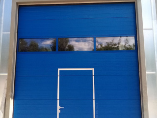 221